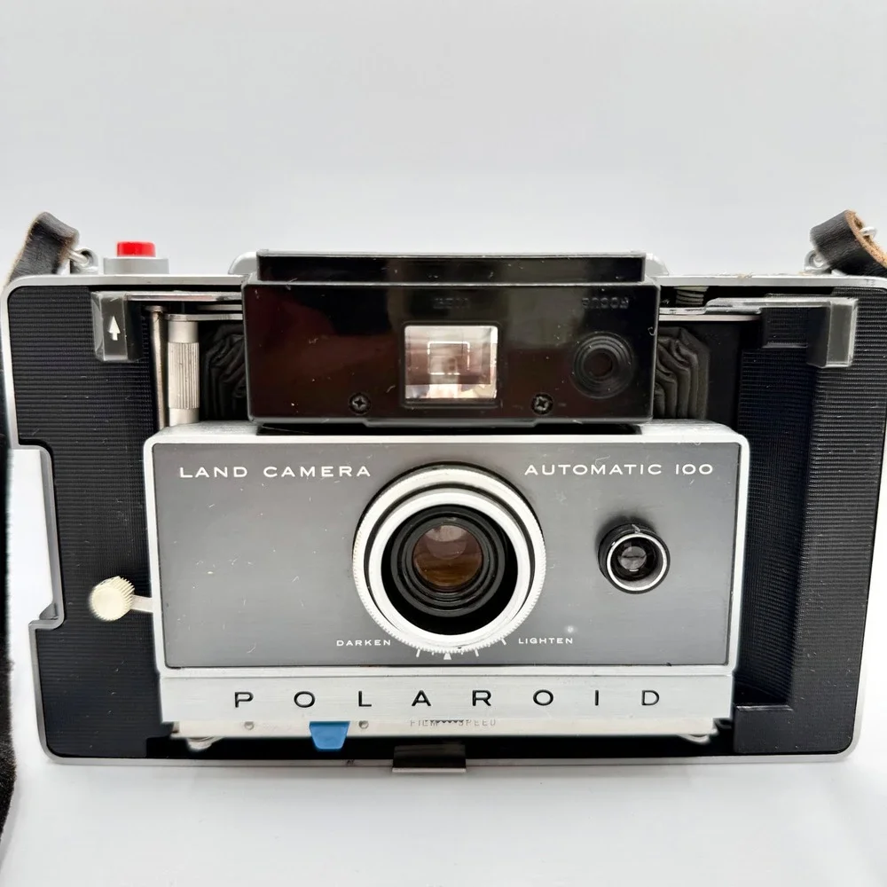 Vintage Polaroid Automatic 100 Land Camera Folding Bellows Instant Film Grey